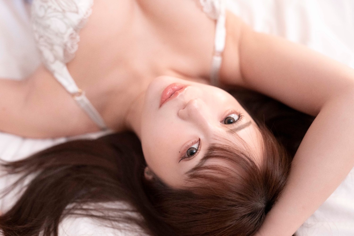吉澤友貴 elegant look
