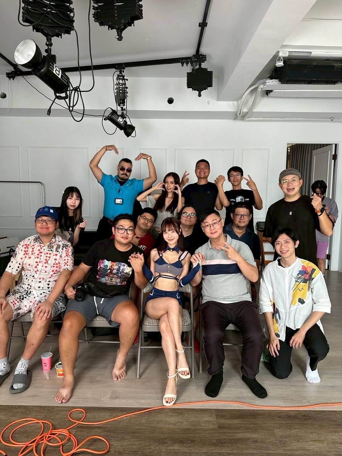 栗山莉緒 · 水手校服 合照